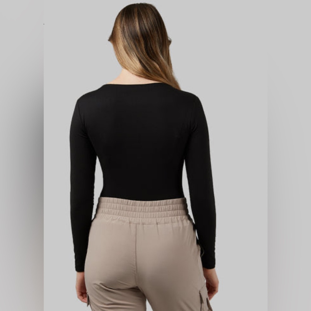 🆕 32 Degrees Women's Lightweight Base layer Scoop-Neck Long-Sleeve Top - Picture 3 of 11
